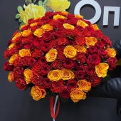 Букет гигант из 101 розы Ред игл Эль торро Испания