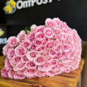 Букет из 101 нежно розовой розы Пинк Аваланш
